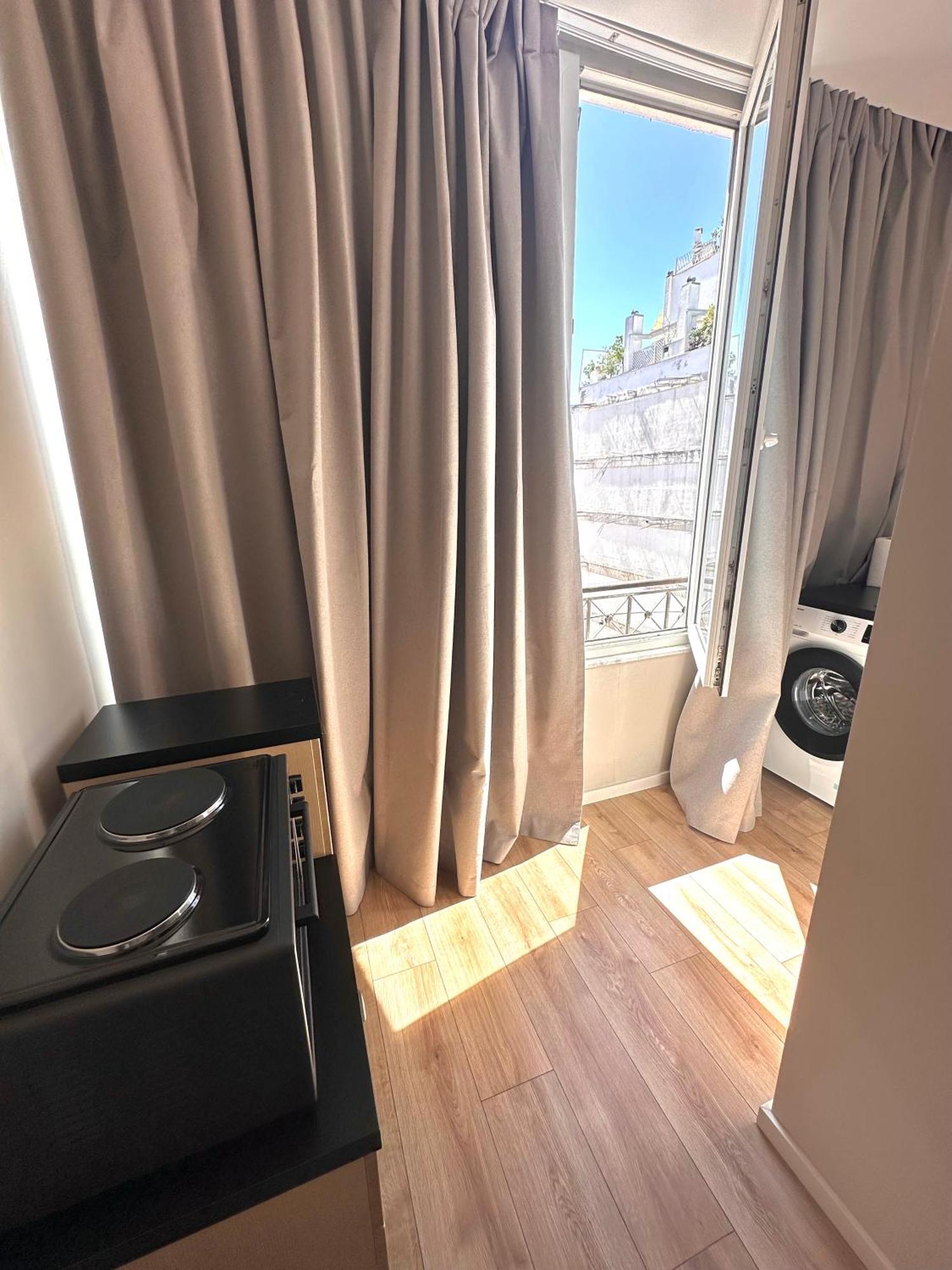 Amazon 8 Guesthouse تيرانا المظهر الخارجي الصورة